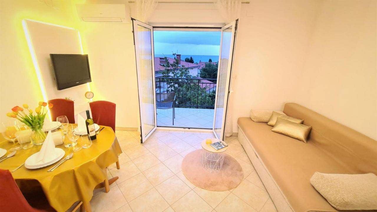 Apartment Karamarko Malinska Esterno foto